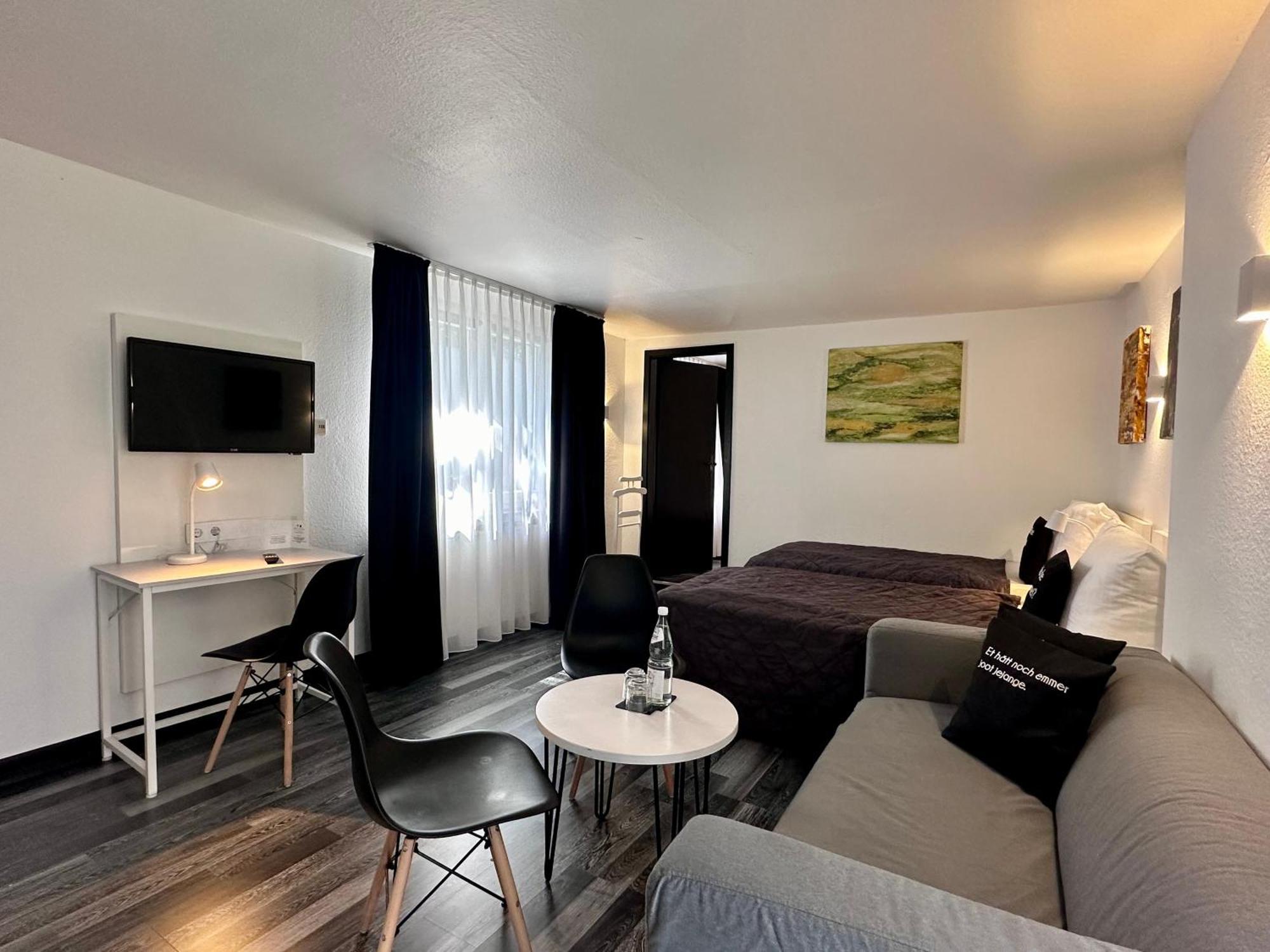 Hotel Alt Deutz City-Messe-Arena Kontaktloser Self Check-In Cologne Exterior photo