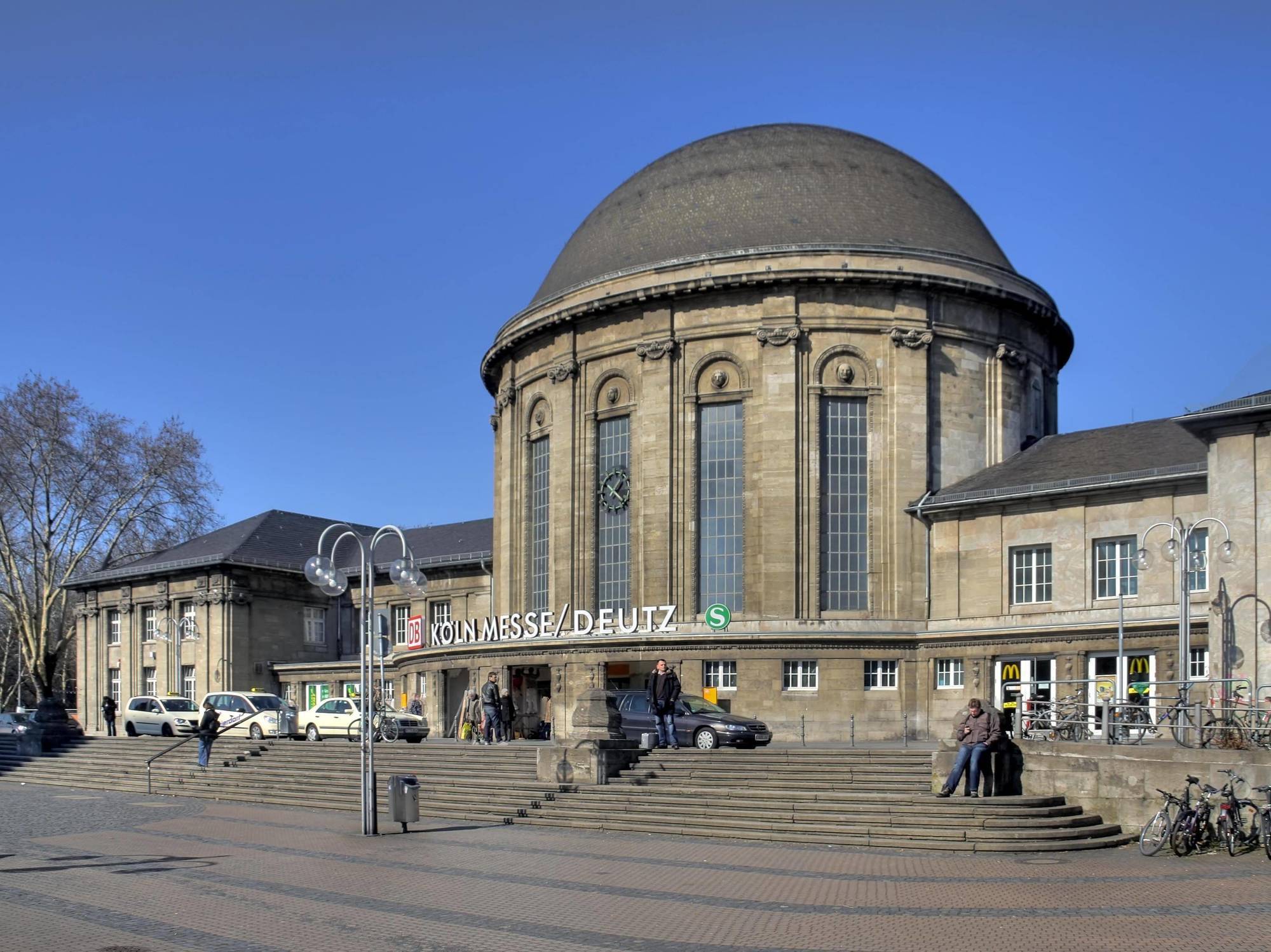 Hotel Alt Deutz City-Messe-Arena Kontaktloser Self Check-In Cologne Exterior photo